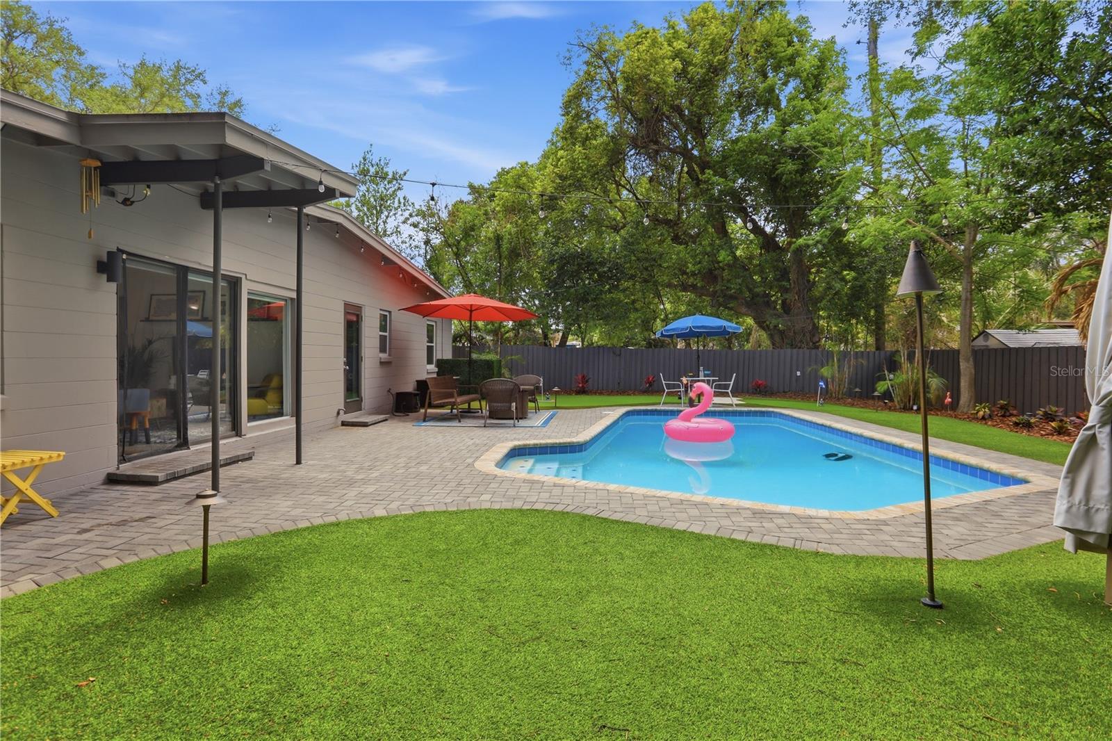 DOVER SHORES THIRD ADD - Residential