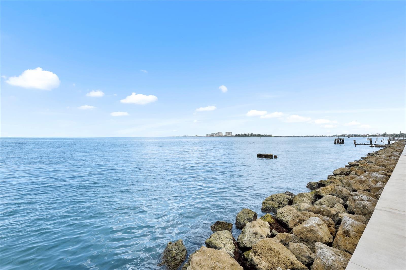 SEA VILLAGE - Residential