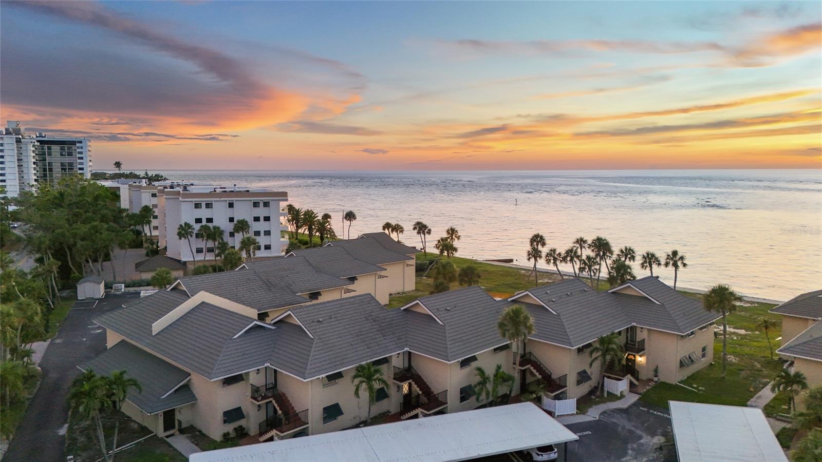 SEA VILLAGE - Residential