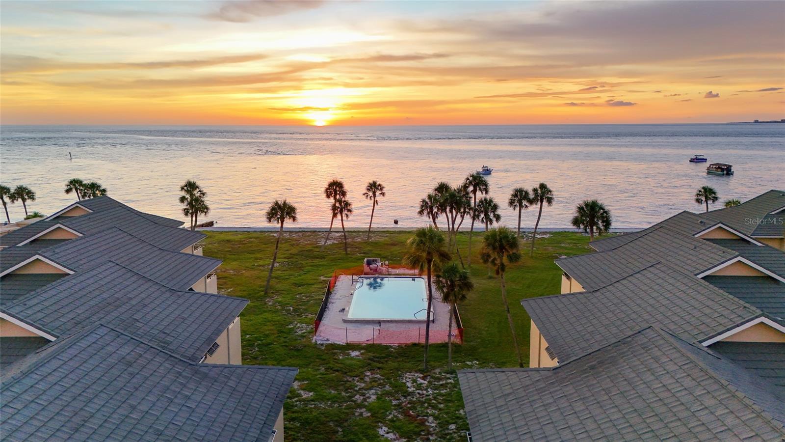 SEA VILLAGE - Residential