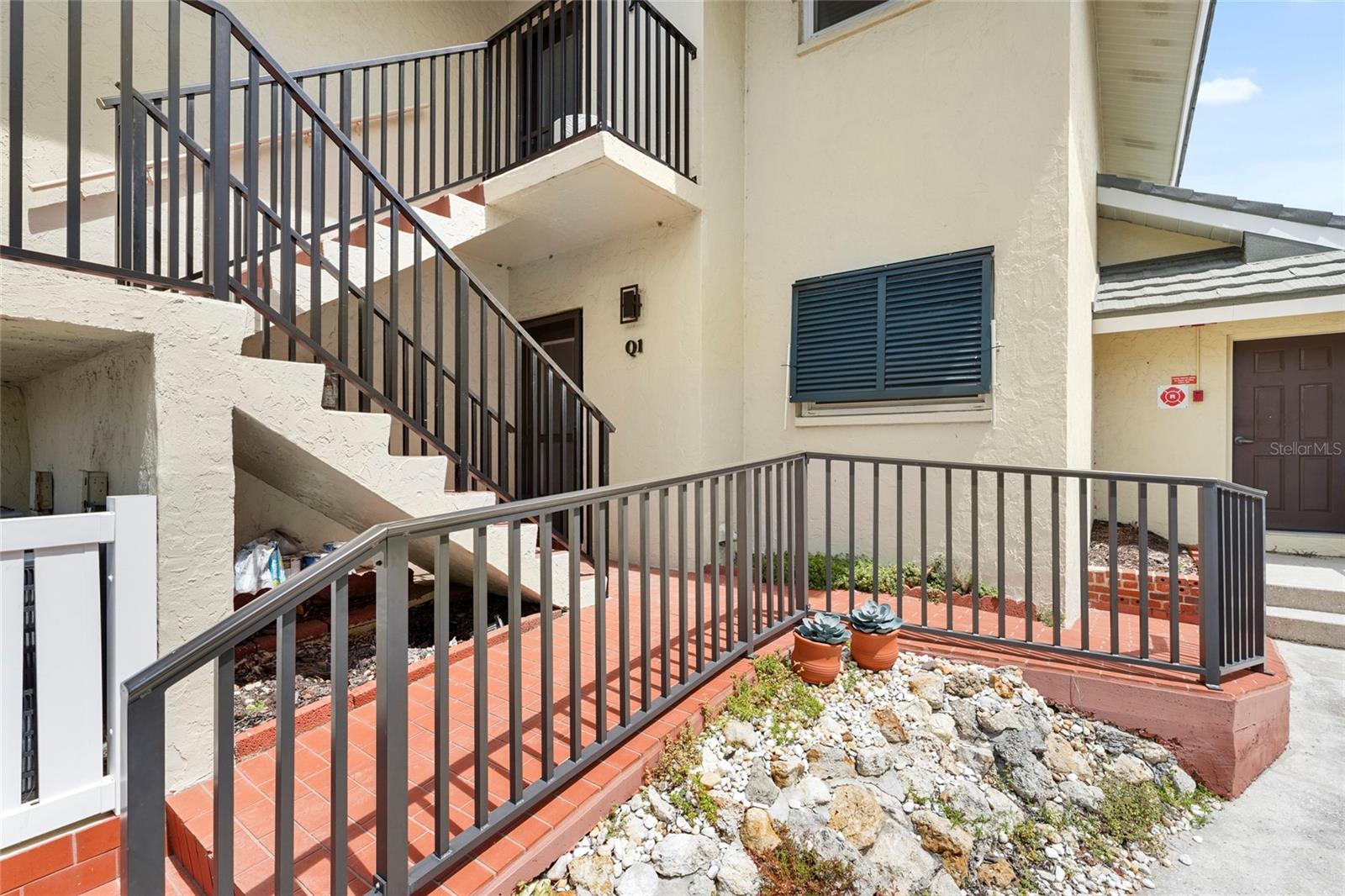 SEA VILLAGE - Residential