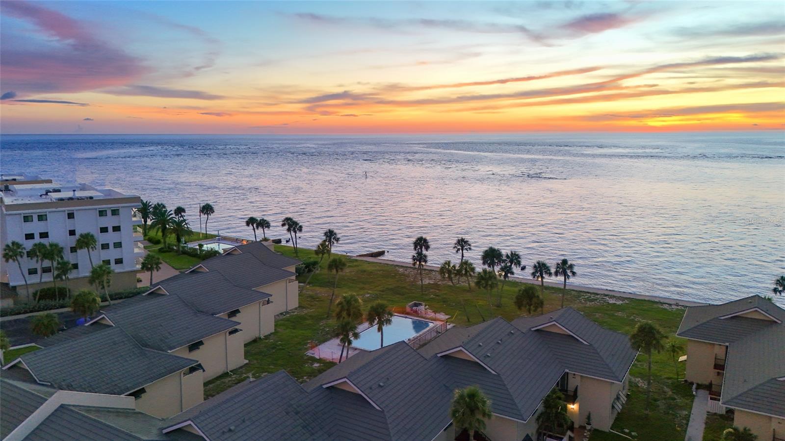 SEA VILLAGE - Residential