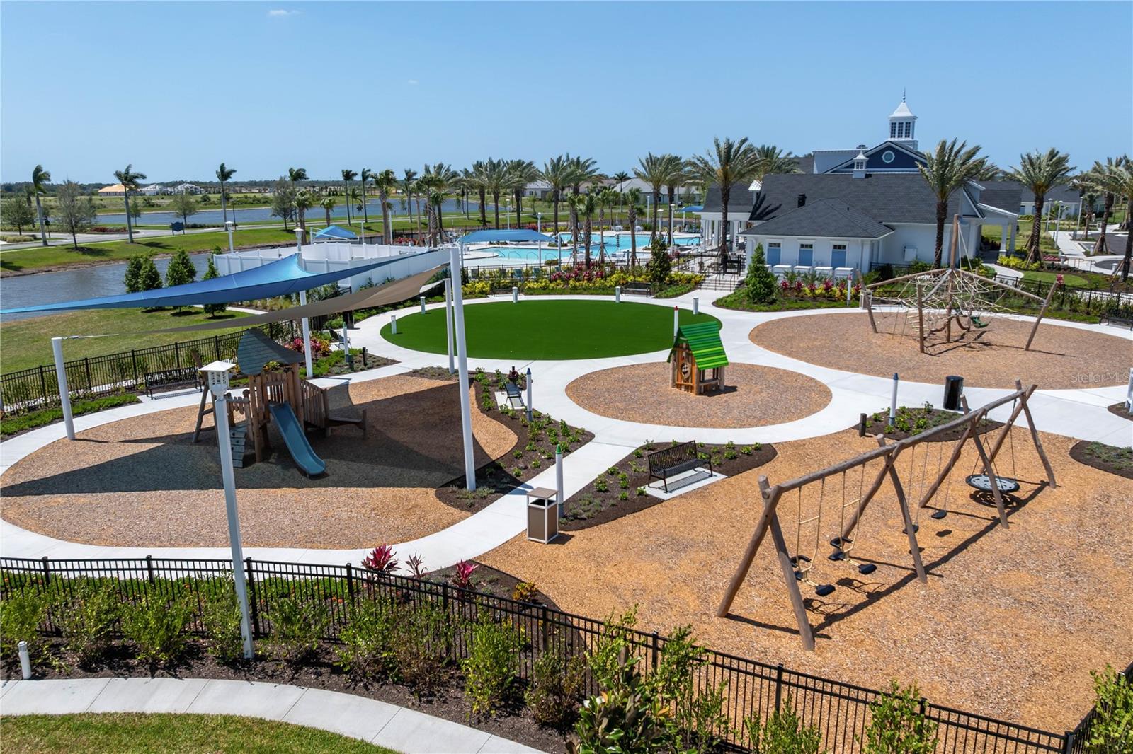 PALMERA AT WELLEN PARK - Residential