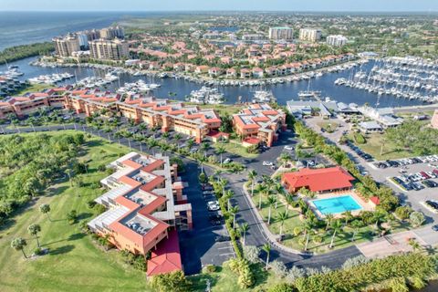 A home in PUNTA GORDA