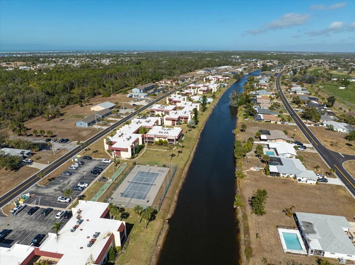 RIVERHOUSE - Residential