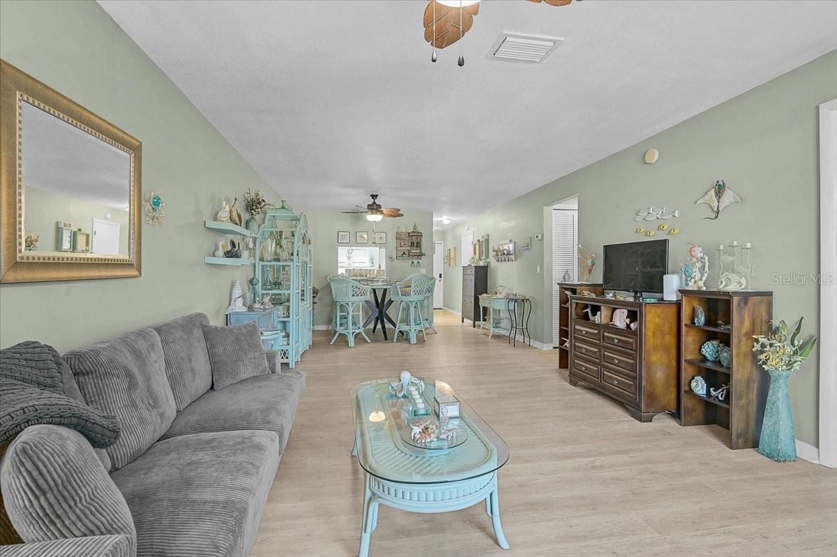 RIVERHOUSE - Residential