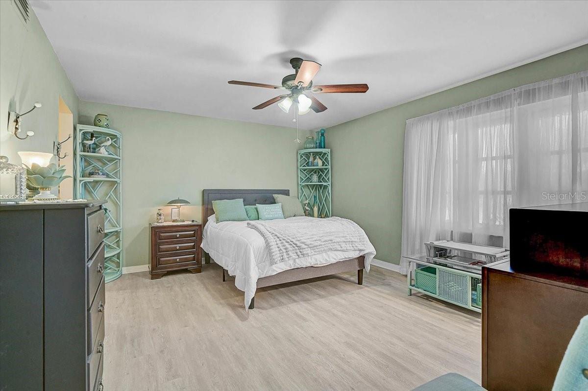 RIVERHOUSE - Residential