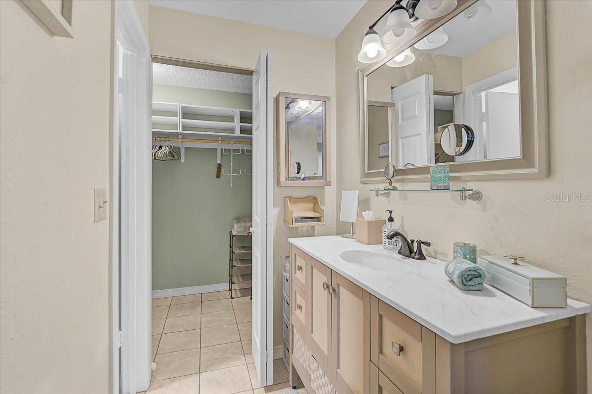 RIVERHOUSE - Residential