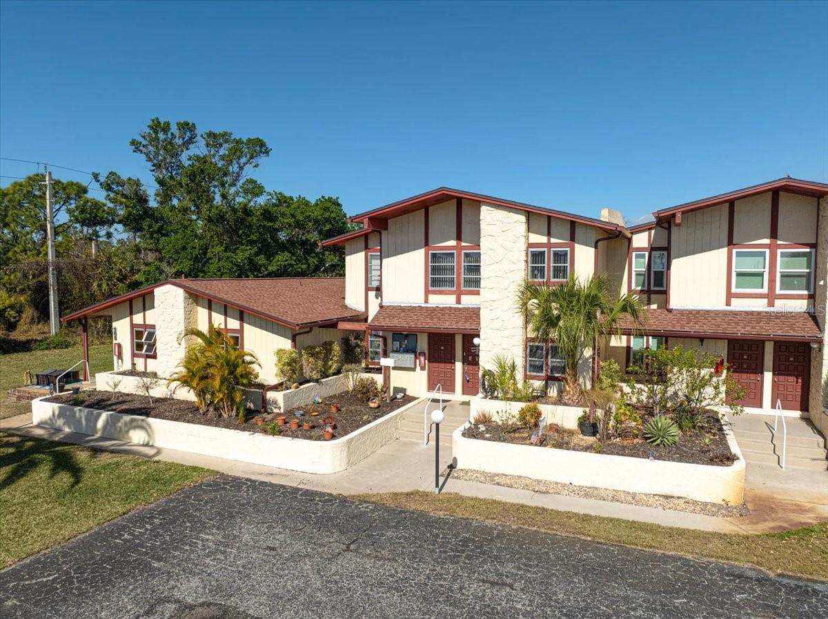 RIVERHOUSE - Residential