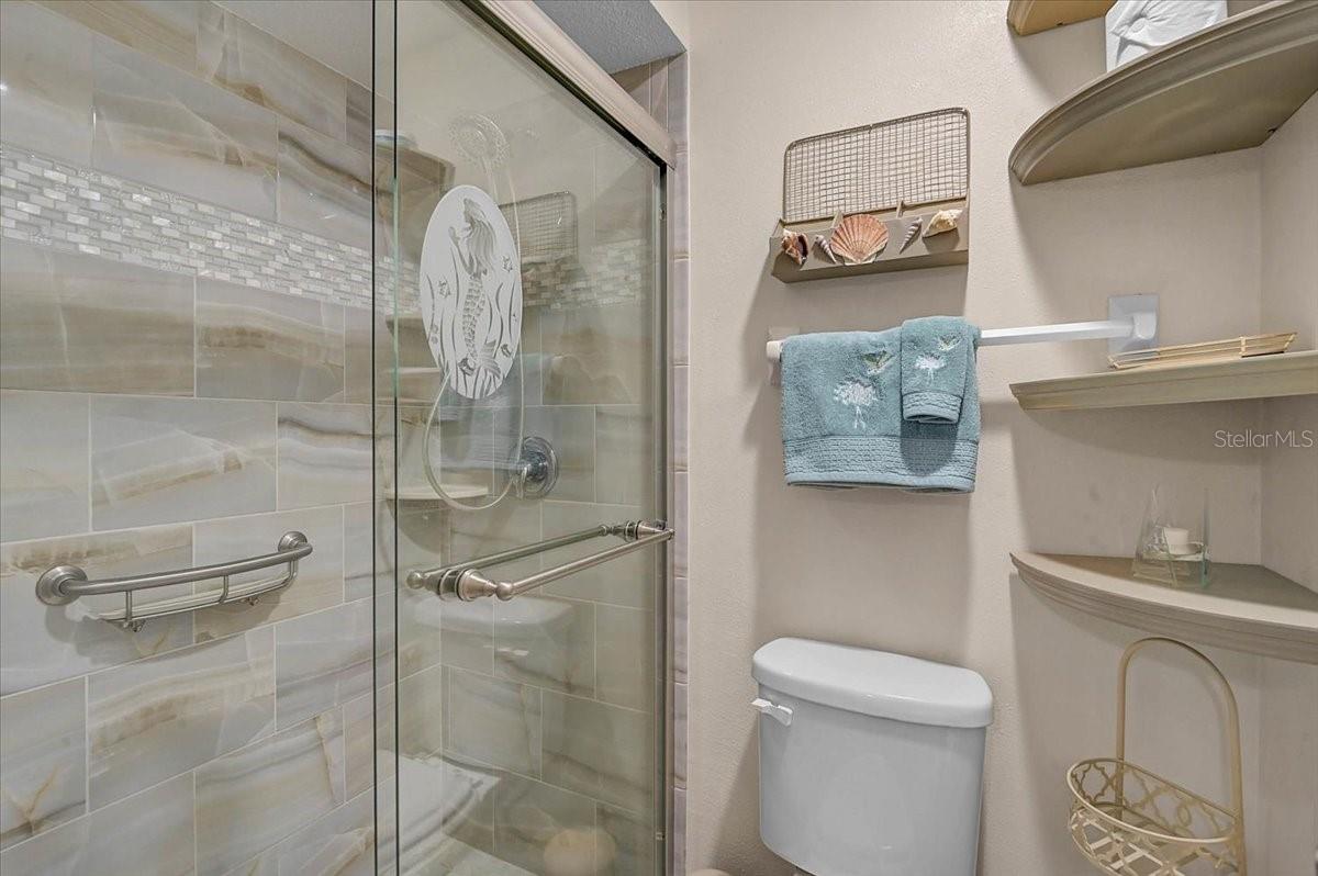 RIVERHOUSE - Residential