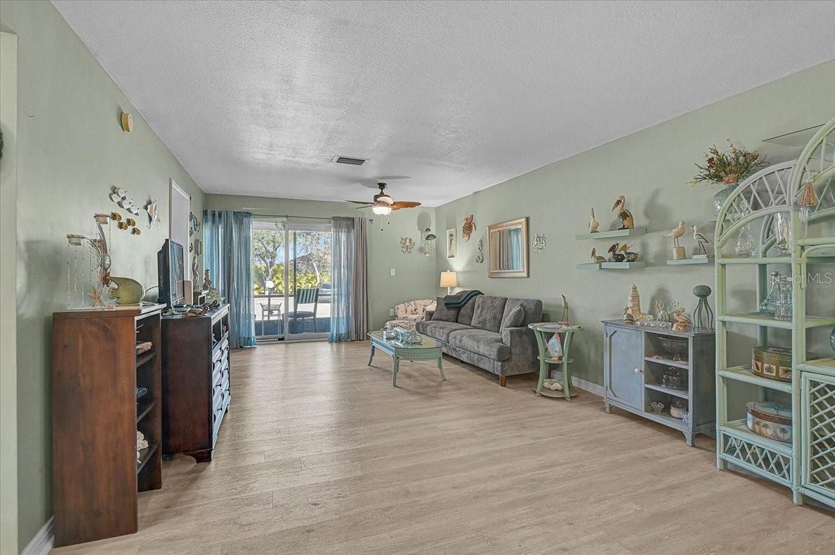 RIVERHOUSE - Residential