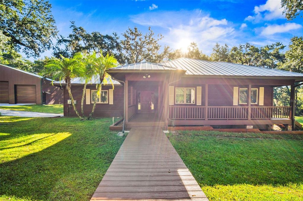 Photo of 23291 Lake Lindsey Road, Brooksville, FL 34601 (MLS # O6347912)
