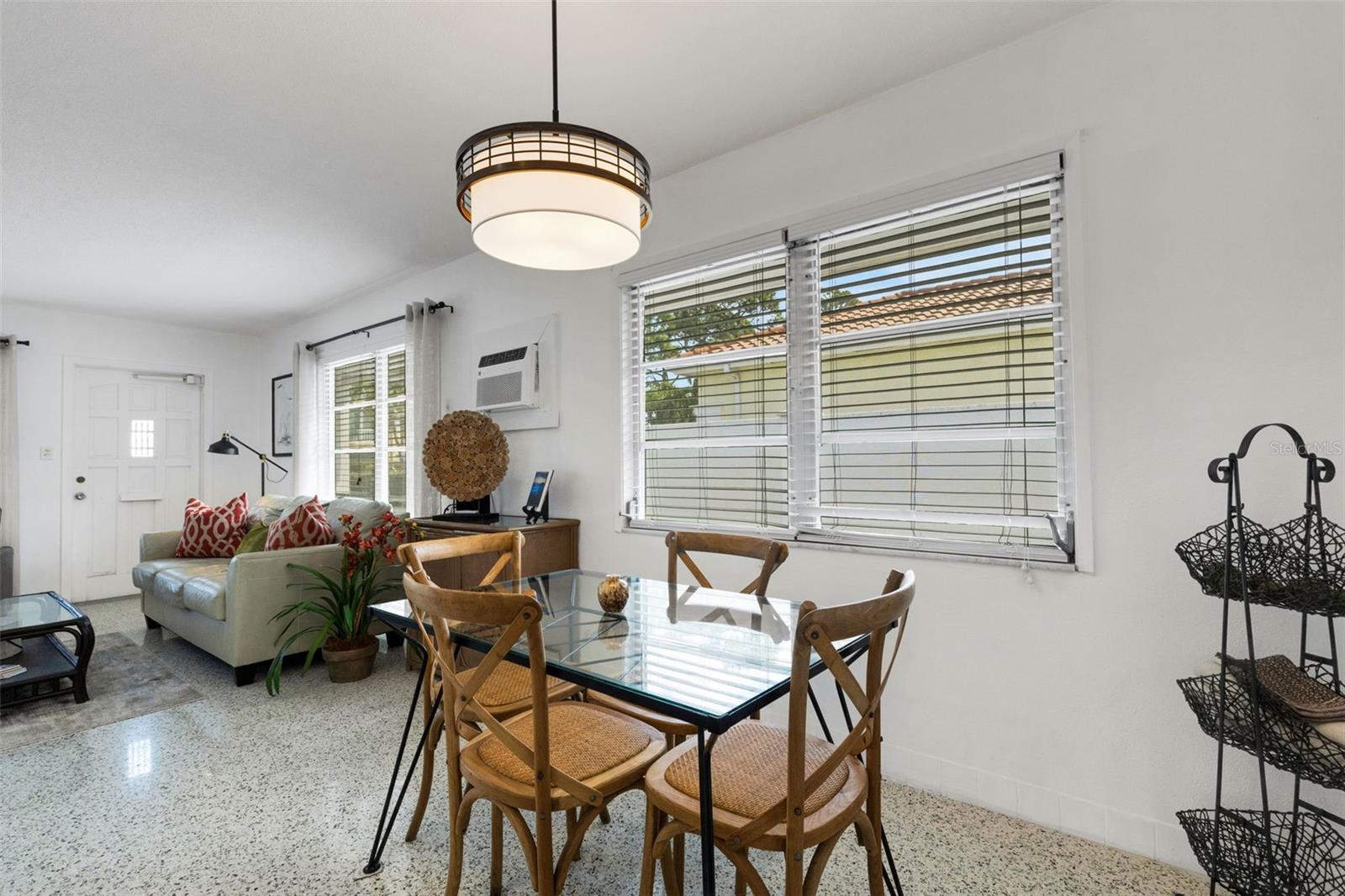 VENICE GULF VIEW SEC OF - Residential Income