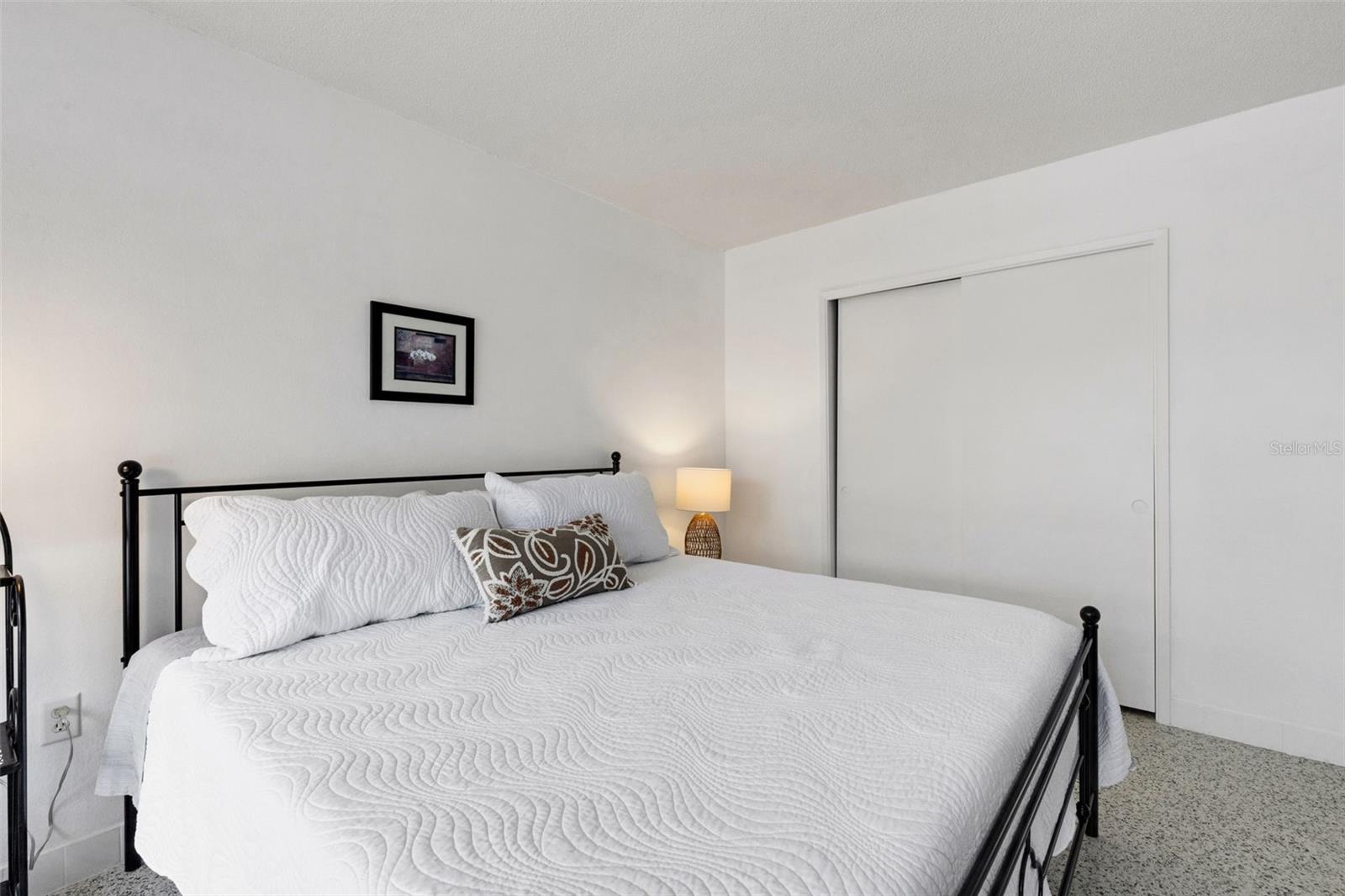 VENICE GULF VIEW SEC OF - Residential Income