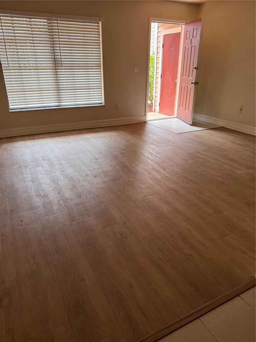 Very convenient location off Land O Lakes Blvd. first floor unit with eat space in the in the kitchen and on the kitchen counter.
Community pool and laminated flooring makes this unit a desirable place to live.