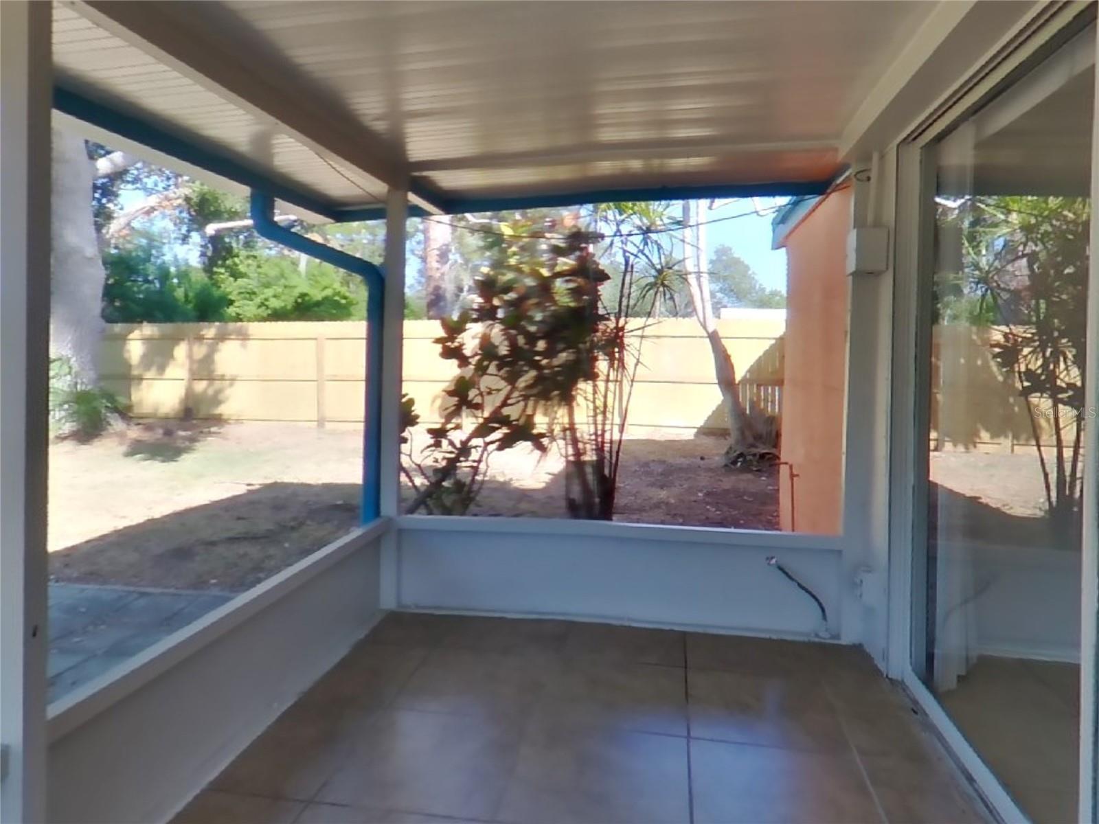 GULF GATE - Residential Lease