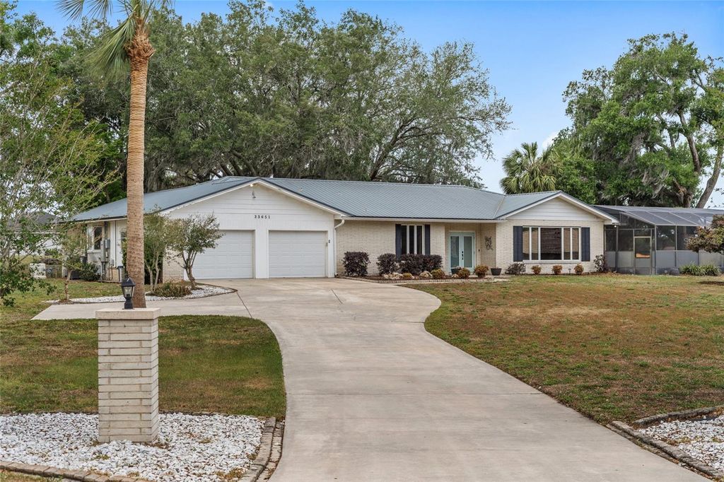 Photo of 33651 Overton Drive, Leesburg, FL 34788 (MLS # O6402186)