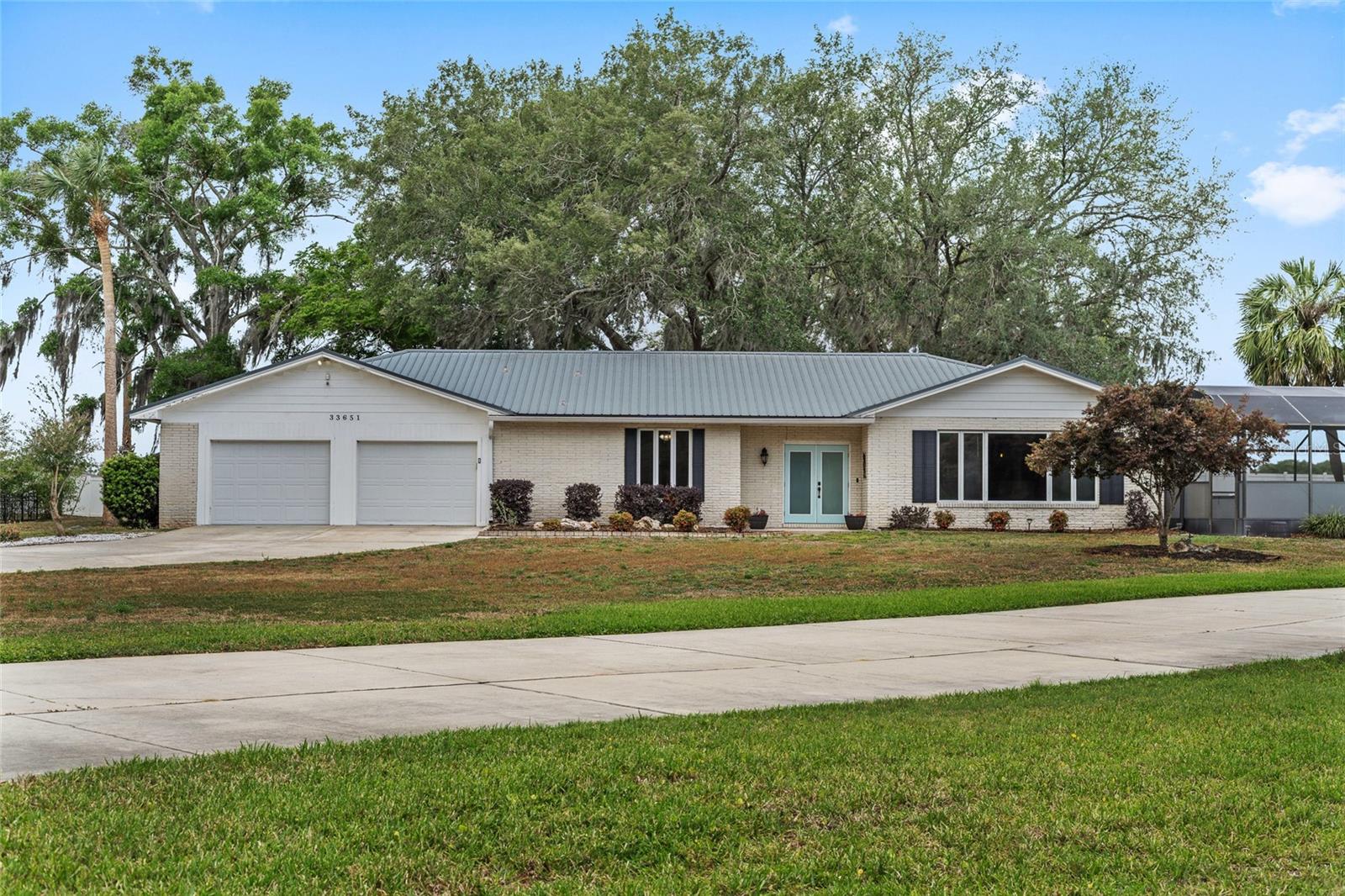 COUNTRY CLUB VIEW SUB - Residential