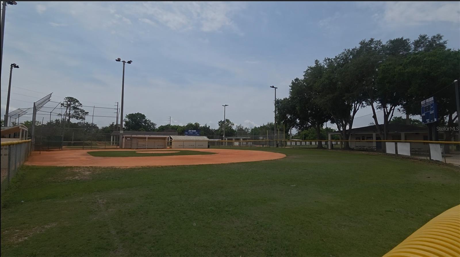 DELTONA LAKES UNIT 11 - Residential