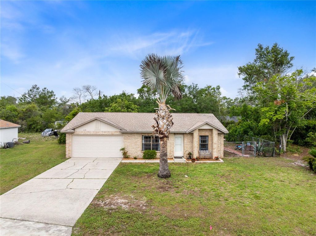 Photo of 1098 Lamplighter Avenue, Deltona, FL 32725 (MLS # O6405430)