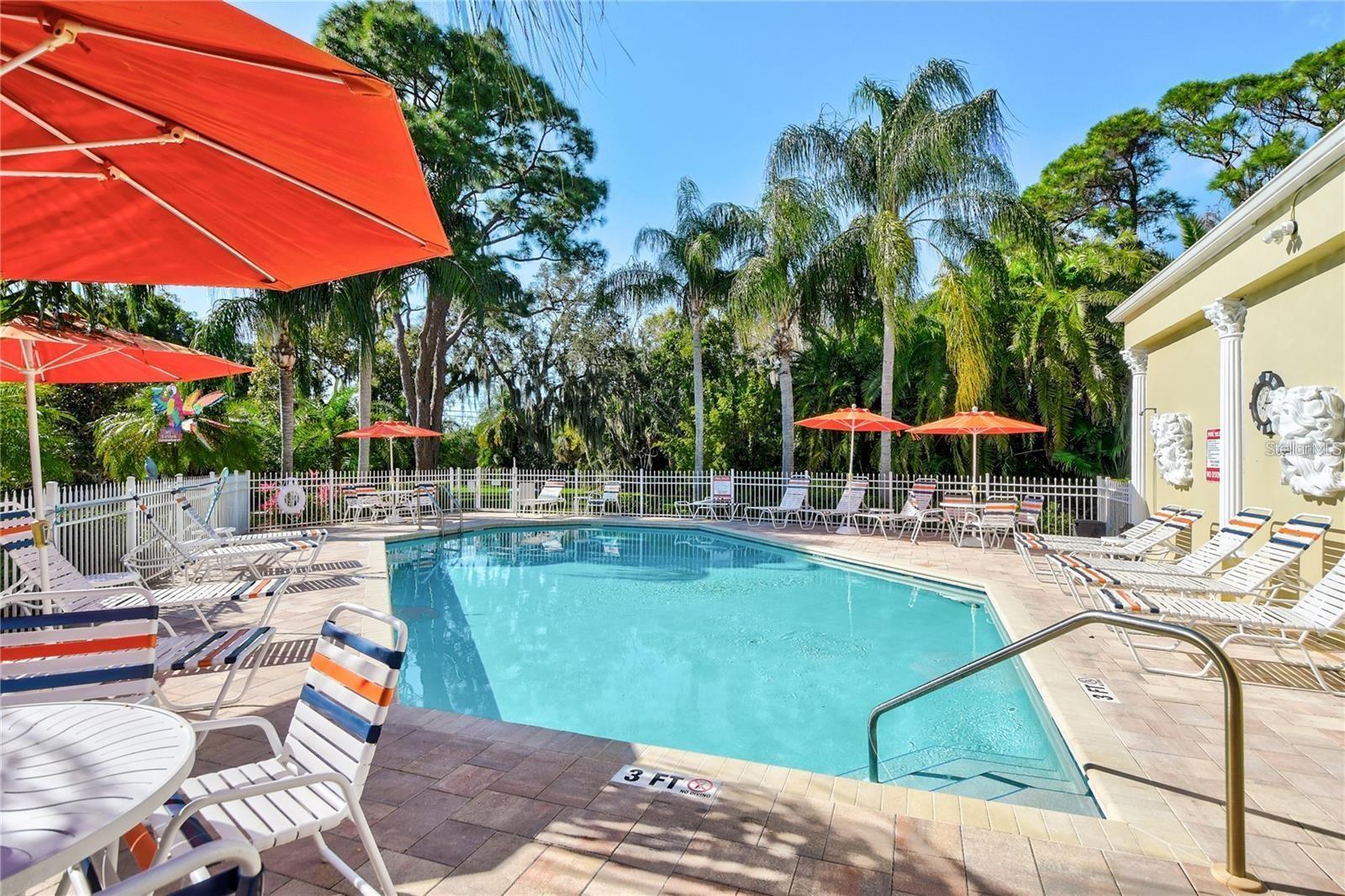 11193 KAPOK GRAND CIRCLE
