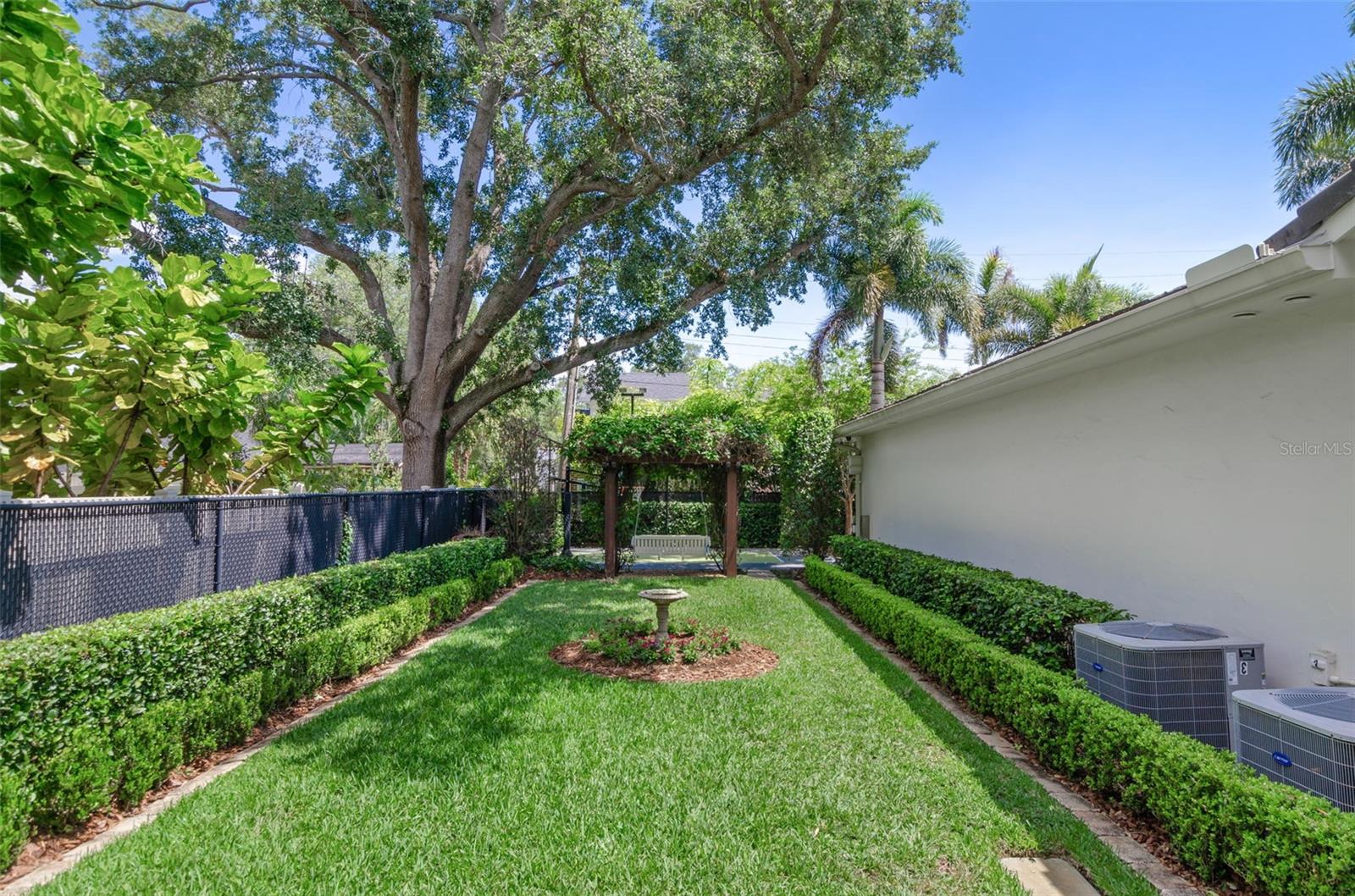 GOLF VIEW PARK 11 PAGE 72 - Residential