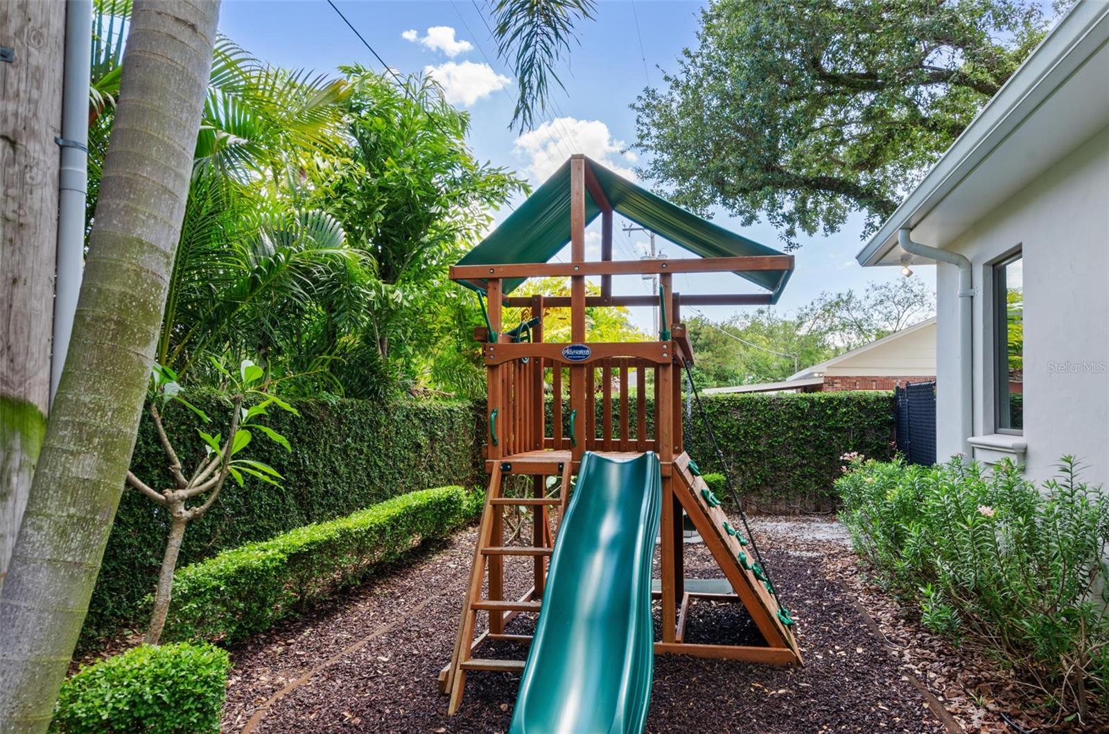 GOLF VIEW PARK 11 PAGE 72 - Residential