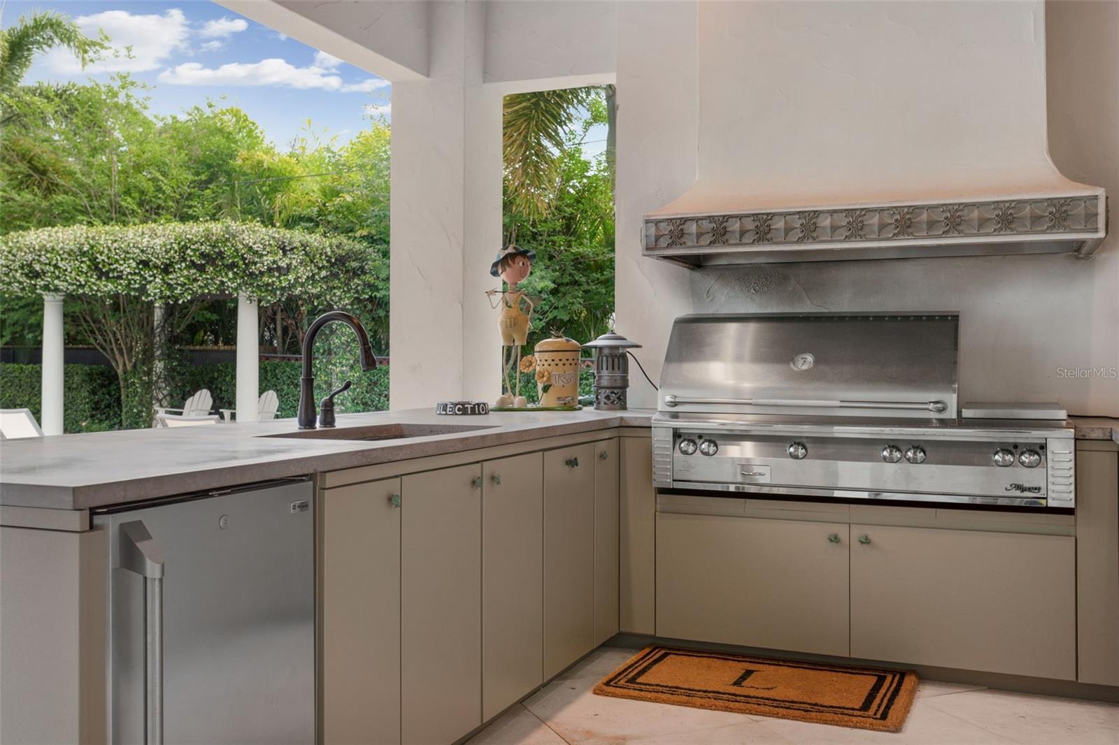 GOLF VIEW PARK 11 PAGE 72 - Residential