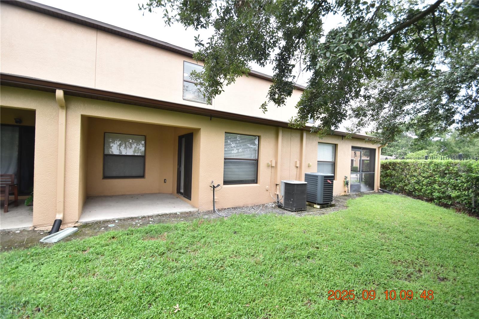 EDGEWATER AT LAKE BRANDON-PART - Residential Lease