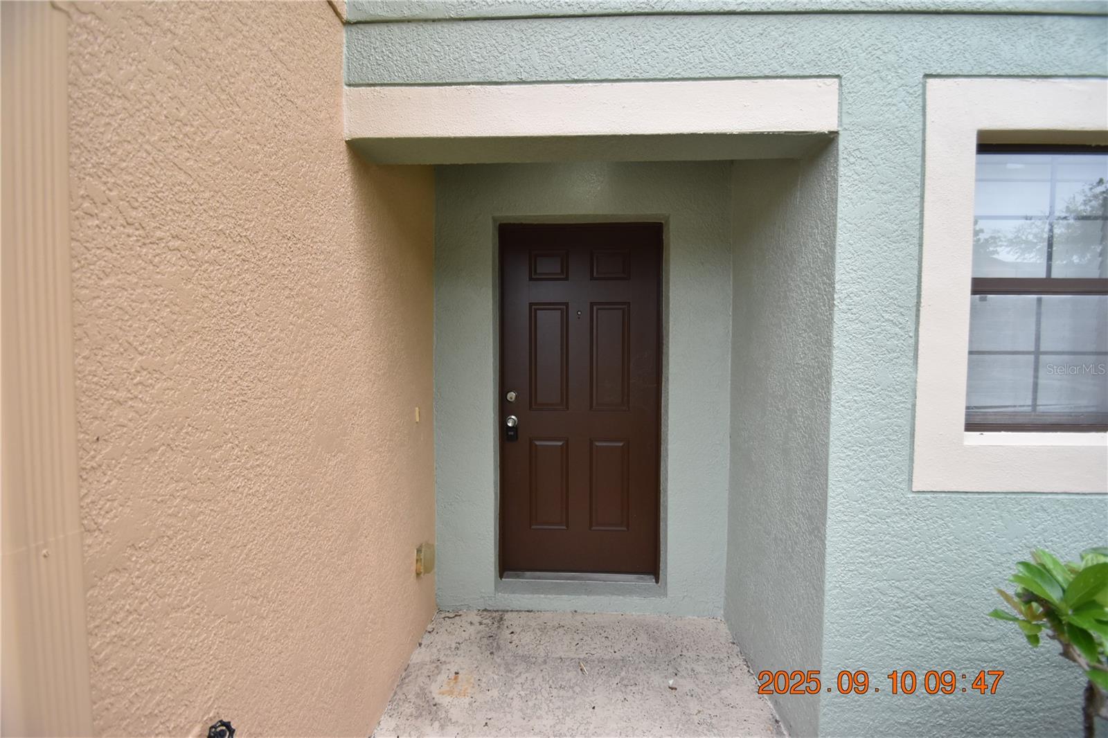 EDGEWATER AT LAKE BRANDON-PART - Residential Lease
