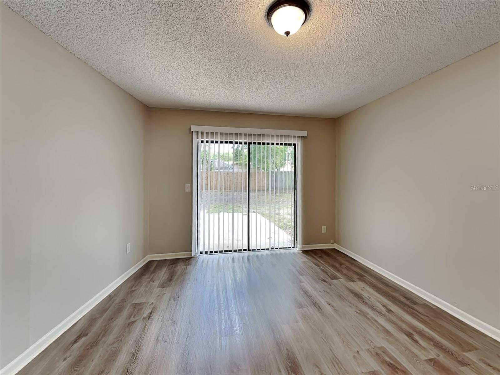 NORTHDALE SEC E UNIT 5 - Residential Lease