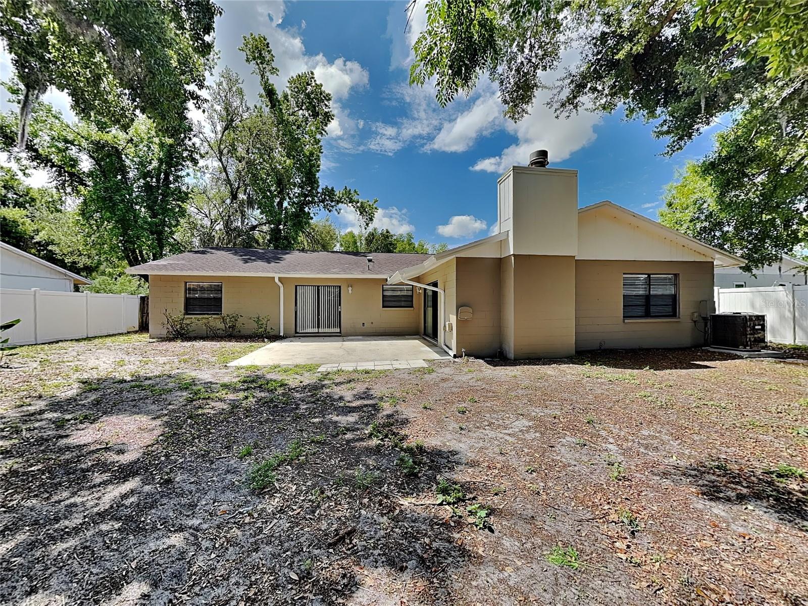 NORTHDALE SEC E UNIT 5 - Residential Lease