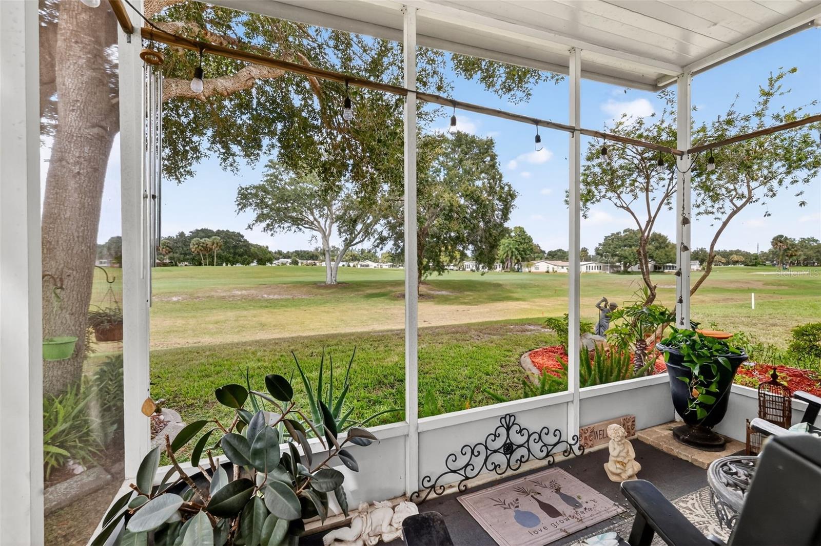 LADY LAKE ORANGE BLOSSOM GARDENS UNIT 08 - Residential