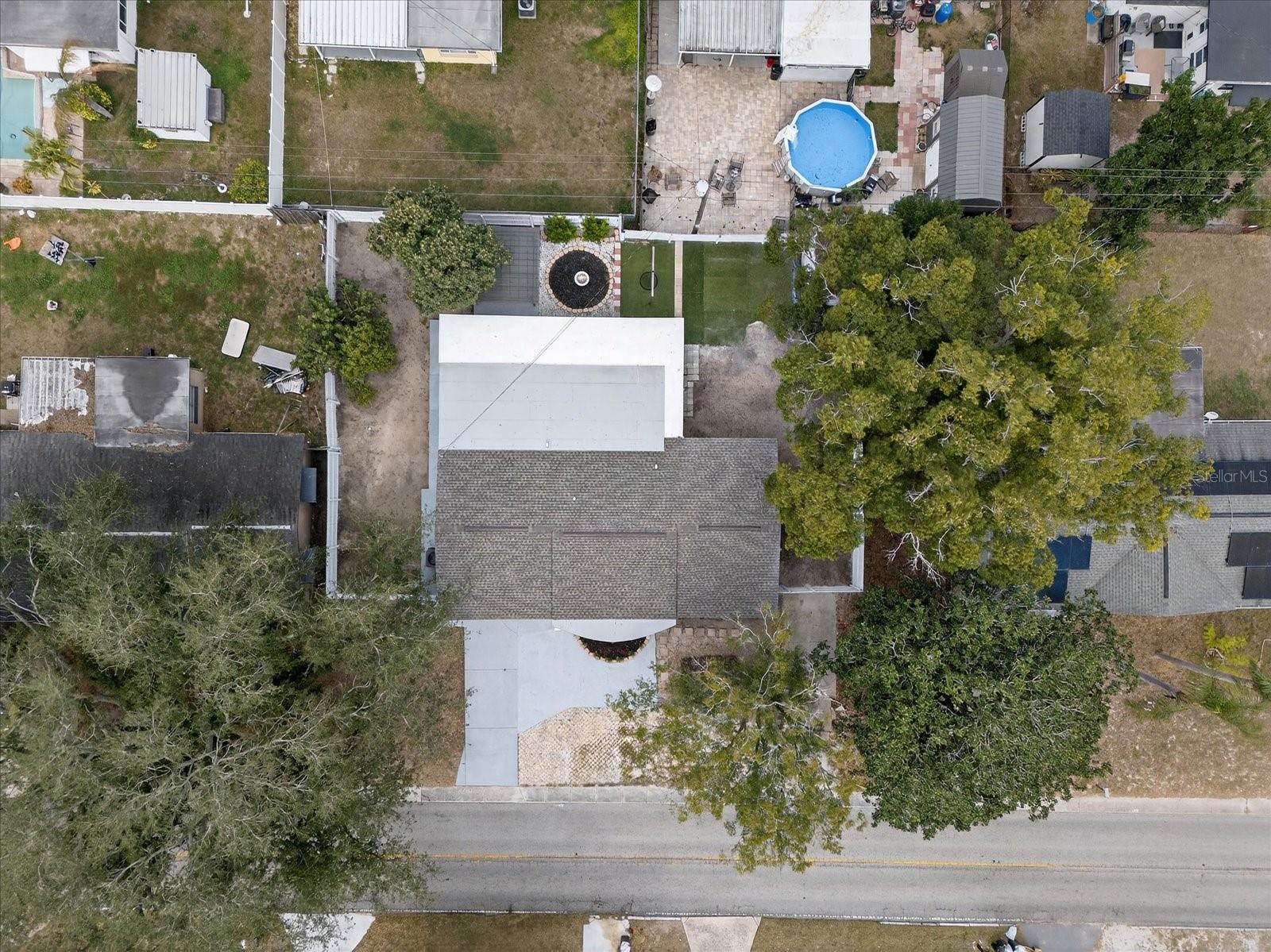 COLONIAL HILLS - Residential