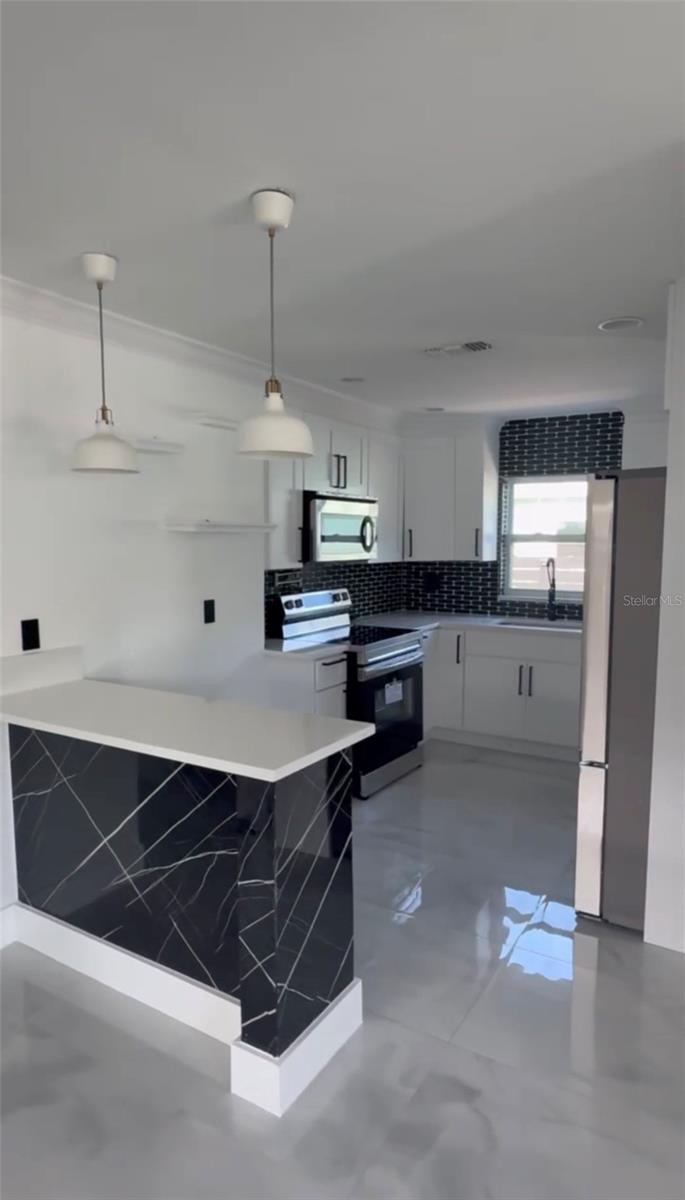 SHOREACRES CENTER - Residential