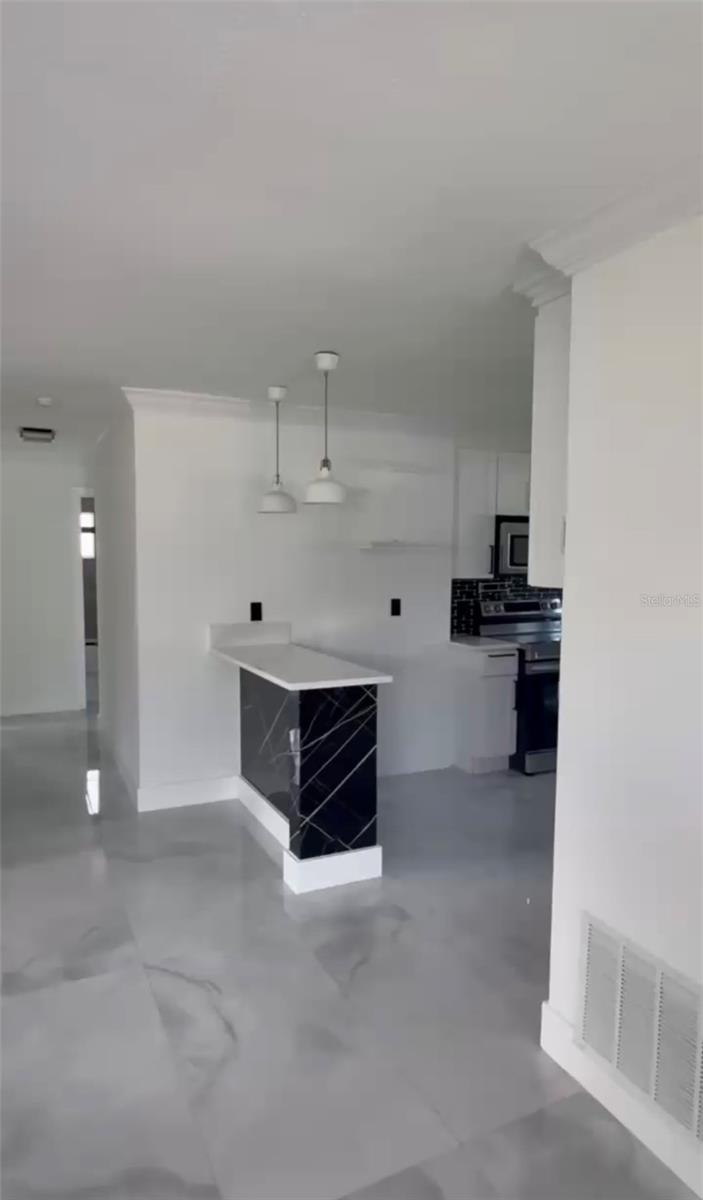 SHOREACRES CENTER - Residential