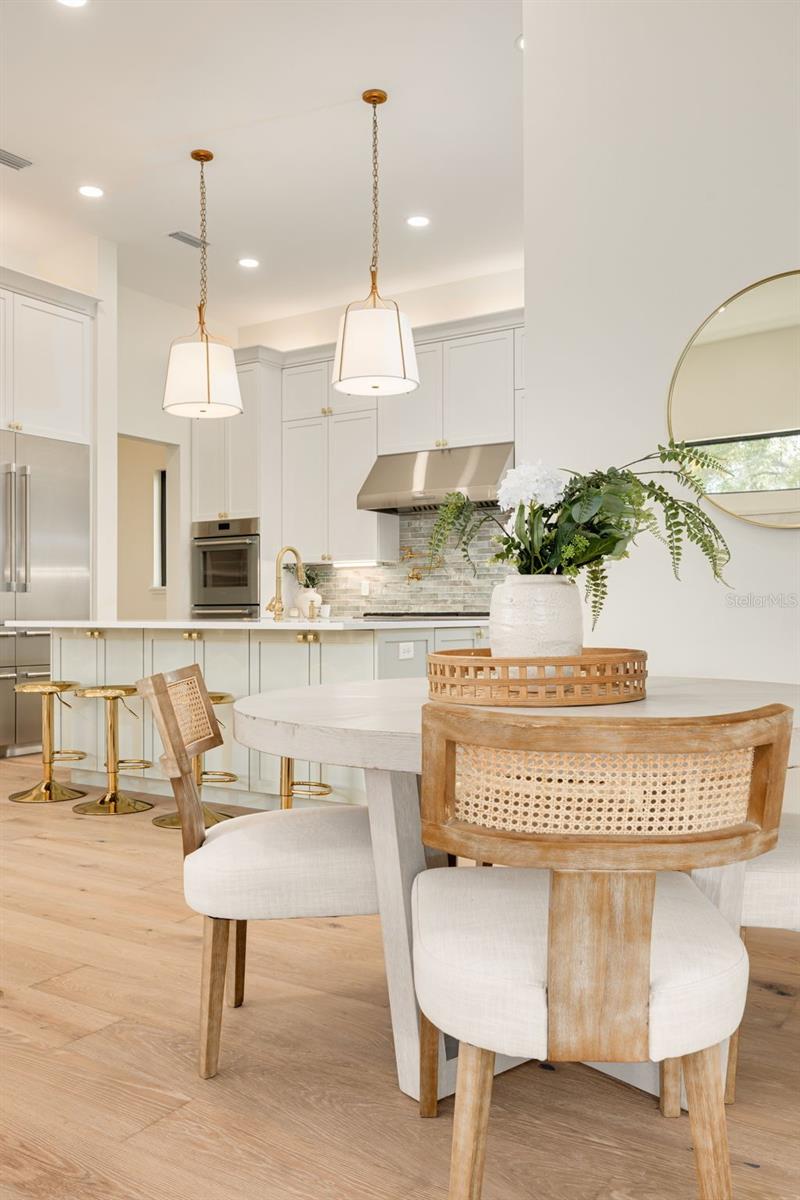 DAVIS ISLANDS PB10 PG52 TO 57 - Residential