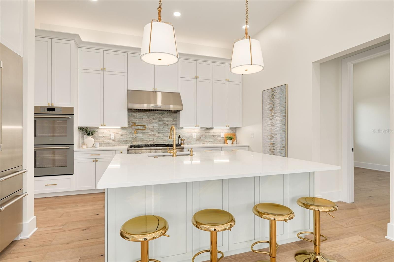 DAVIS ISLANDS PB10 PG52 TO 57 - Residential