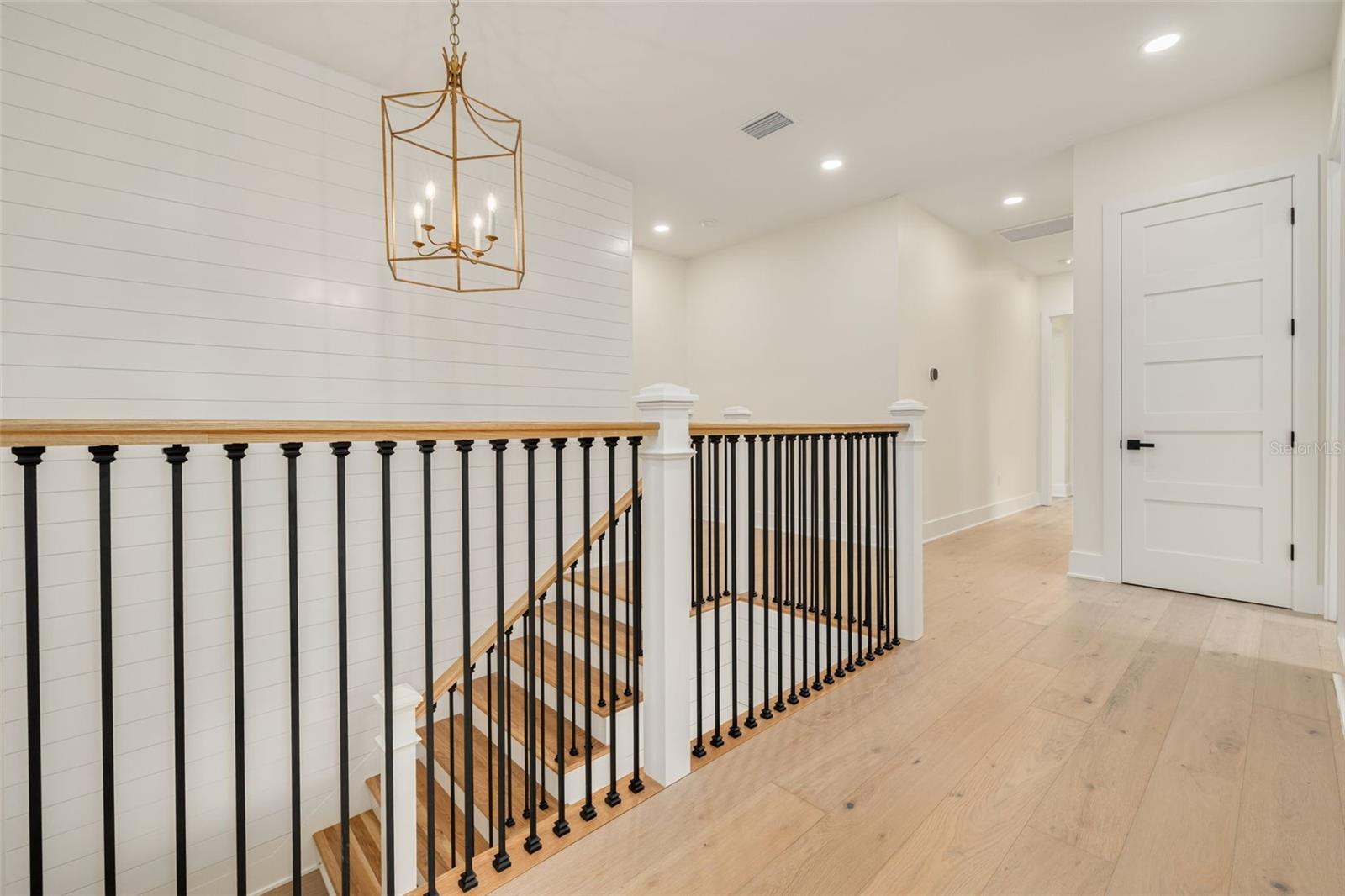 DAVIS ISLANDS PB10 PG52 TO 57 - Residential