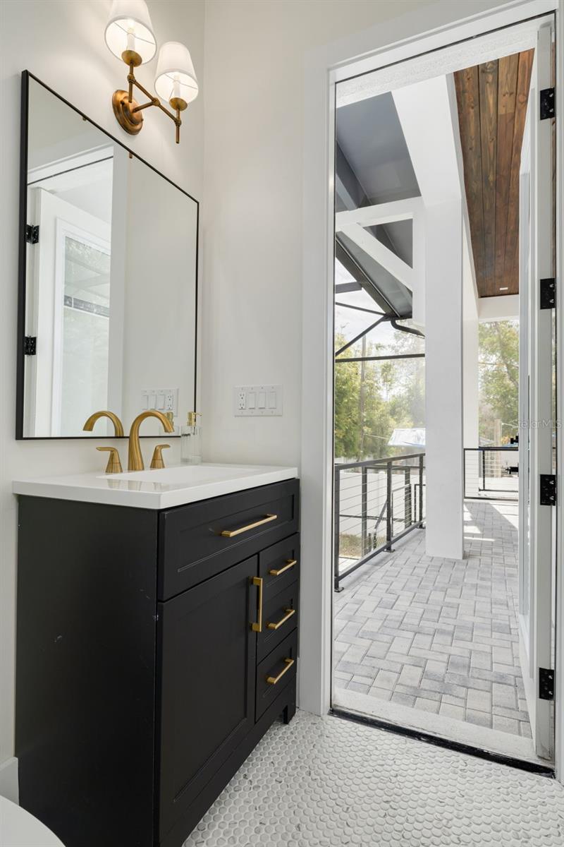 DAVIS ISLANDS PB10 PG52 TO 57 - Residential