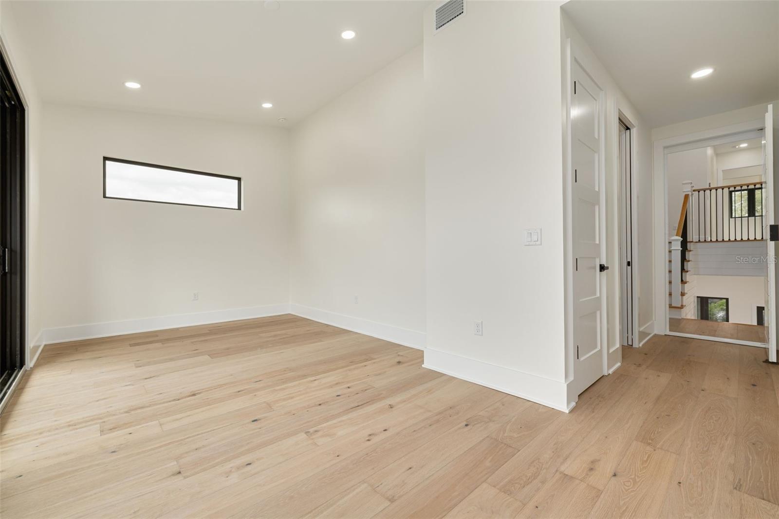 DAVIS ISLANDS PB10 PG52 TO 57 - Residential