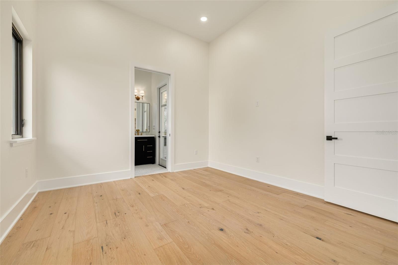 DAVIS ISLANDS PB10 PG52 TO 57 - Residential