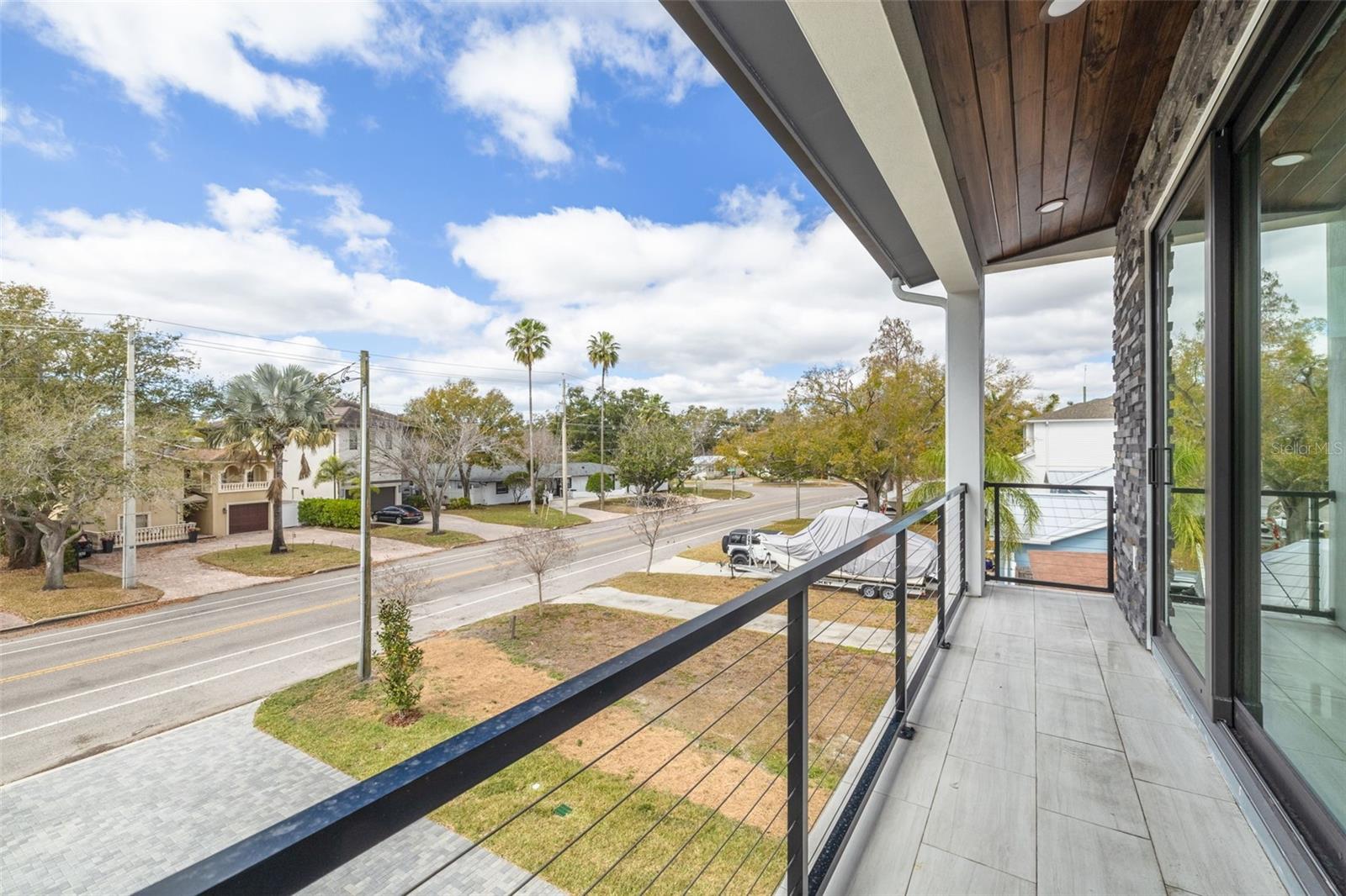 DAVIS ISLANDS PB10 PG52 TO 57 - Residential