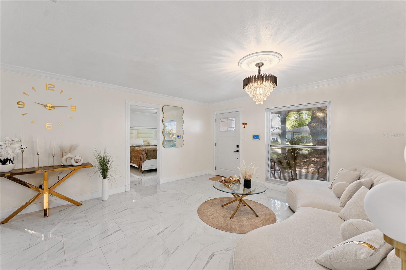 OAK HILL MANOR - Residential