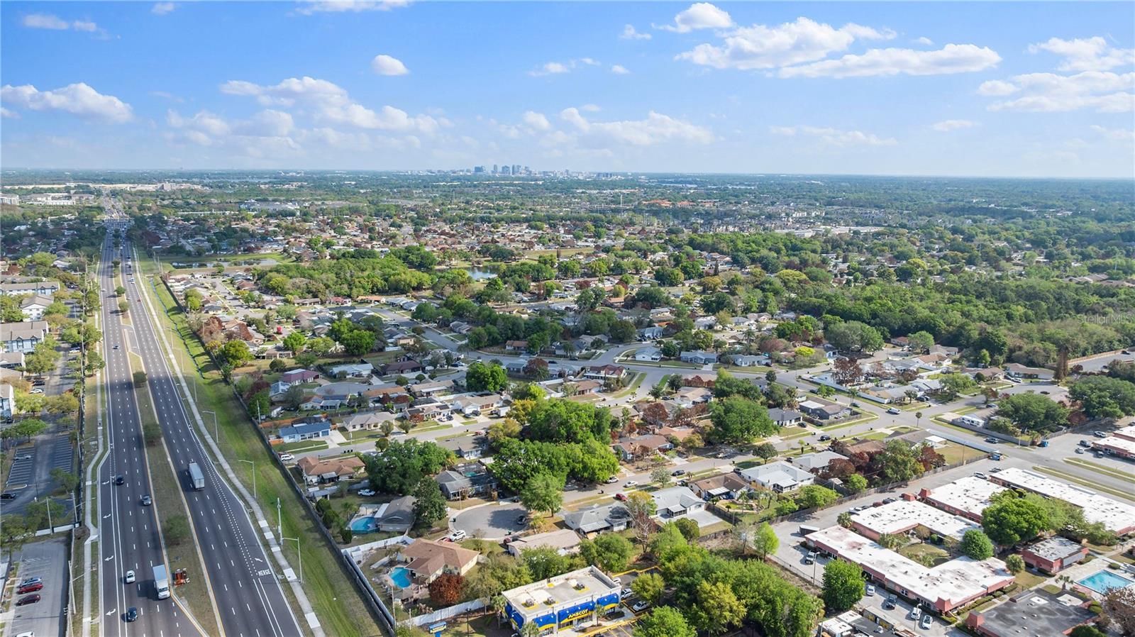 OAK HILL MANOR - Residential