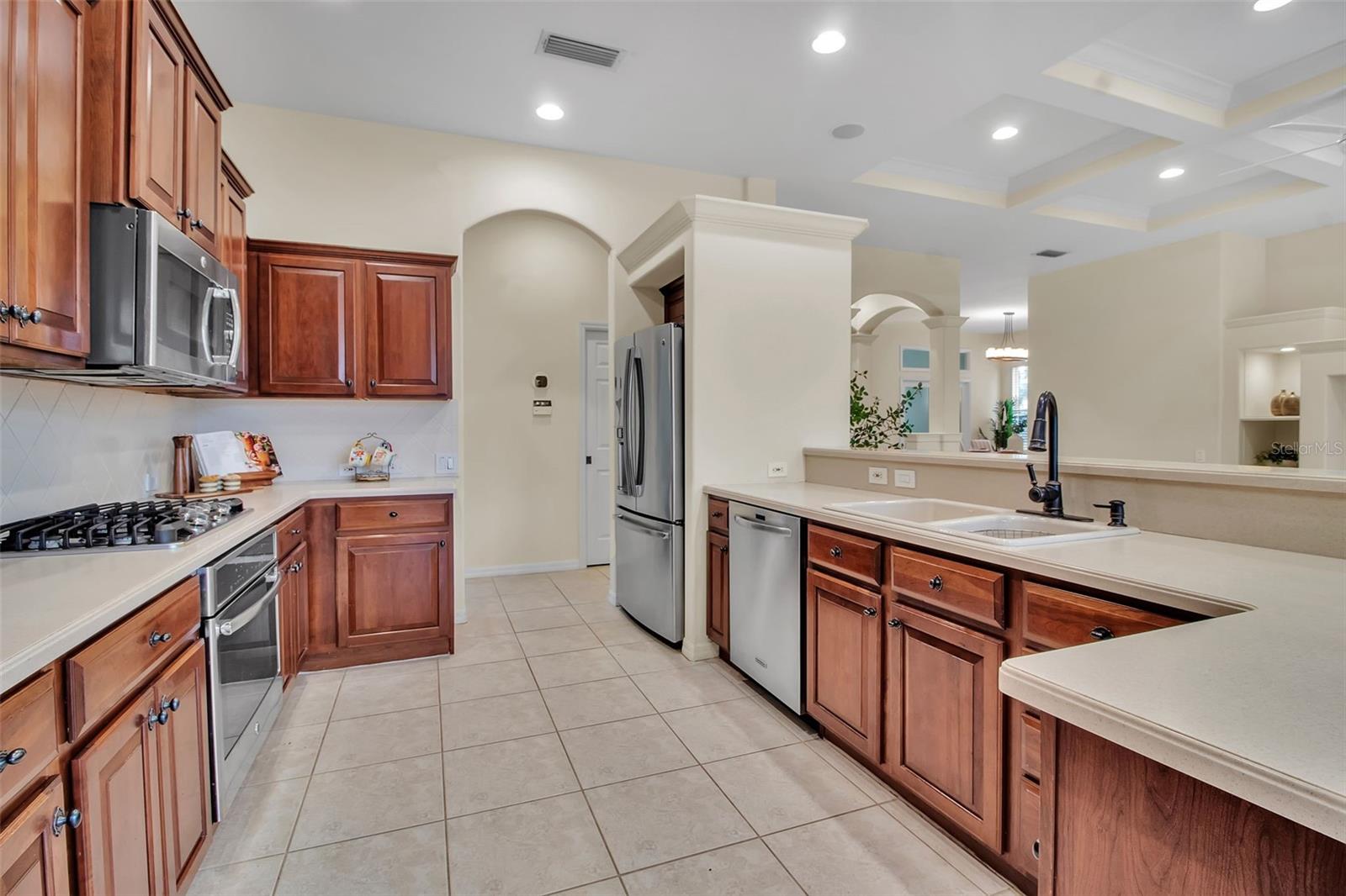 EDGEWATER VILLAGE SUBPHASE A - Residential