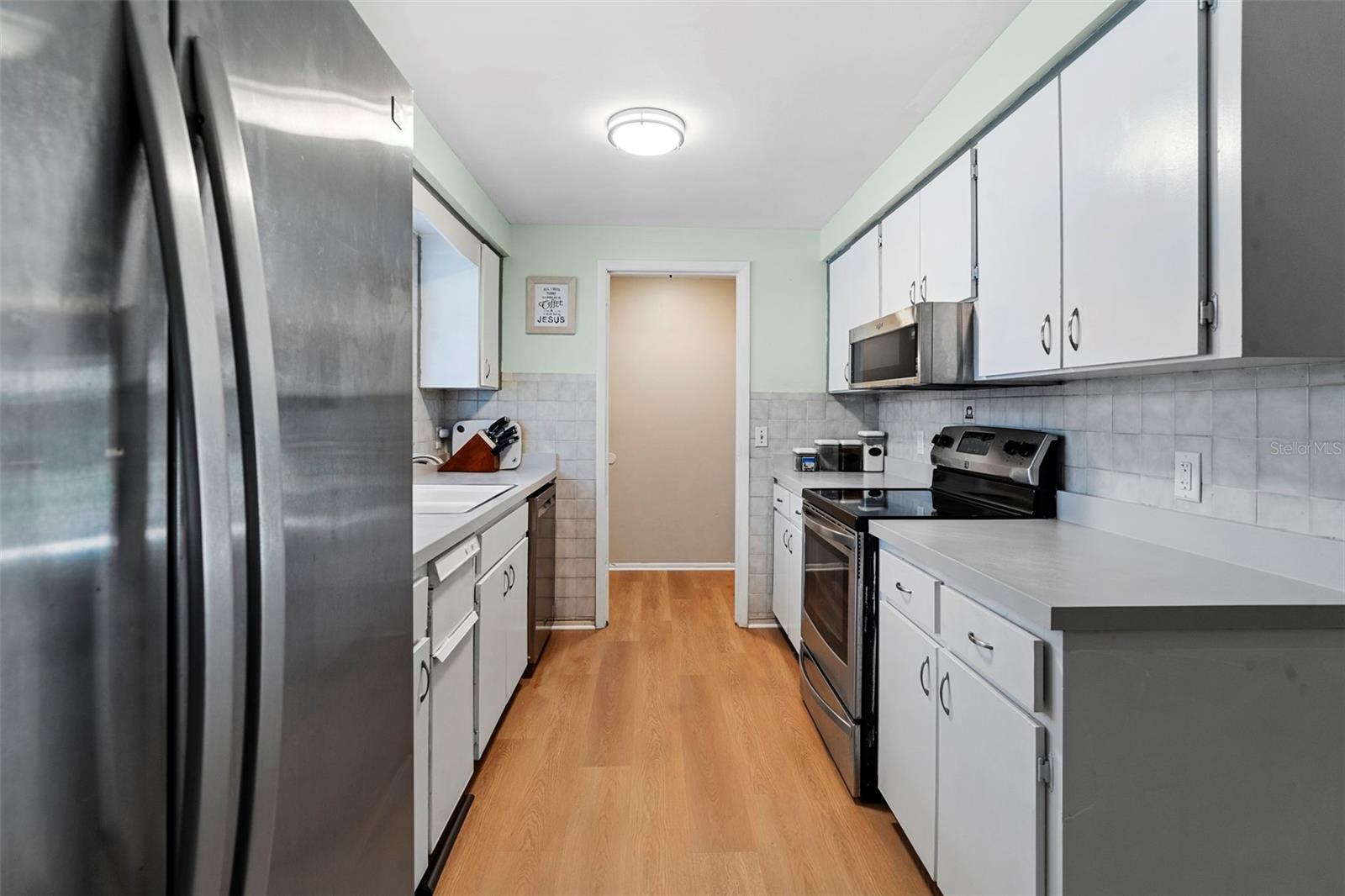 ORANGE CITY HILLS UNIT 04 - Residential