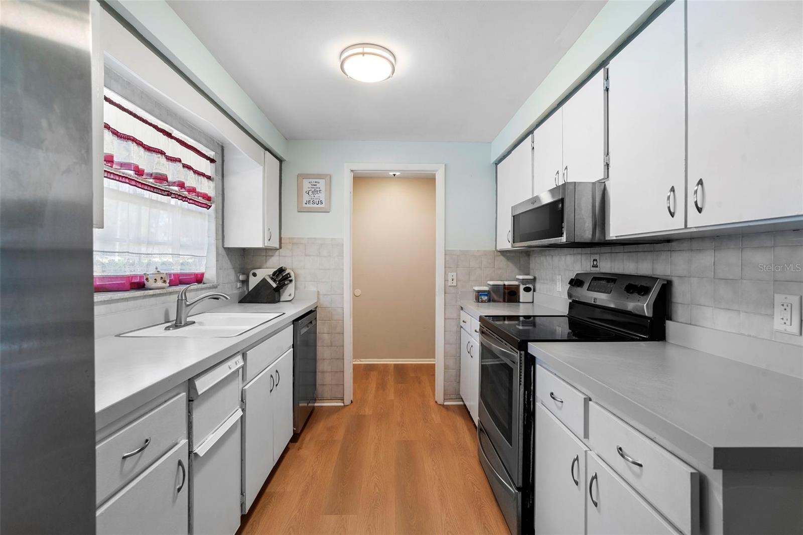 ORANGE CITY HILLS UNIT 04 - Residential