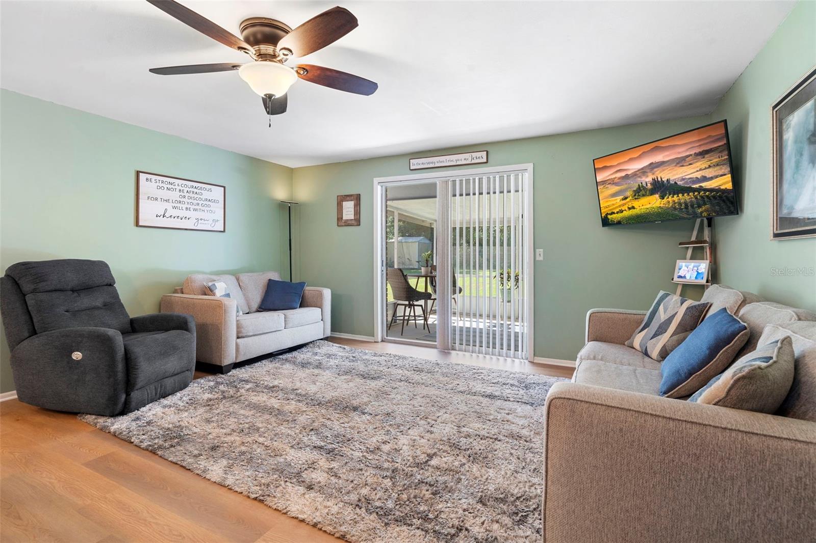 ORANGE CITY HILLS UNIT 04 - Residential