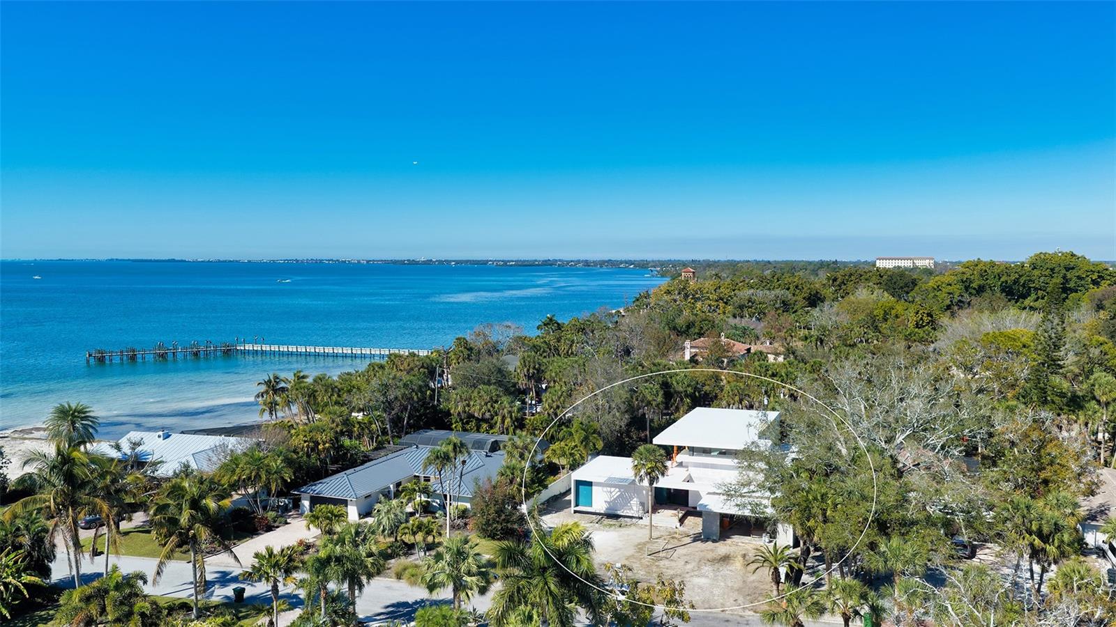 SAPPHIRE SHORES - Residential